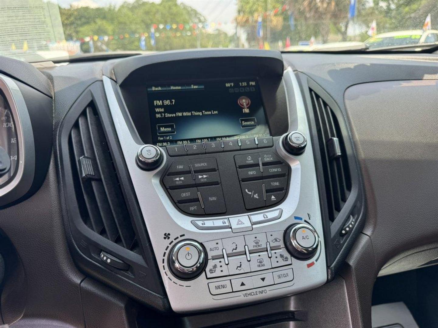 2014 White /Brown Chevrolet Equinox (2GNALCEK0E6) with an 2.4l I-4 Sidi Dohc Flex 2 engine, Automatic transmission, located at 745 East Steele Rd., West Columbia, SC, 29170, (803) 755-9148, 33.927212, -81.148483- Photo#12