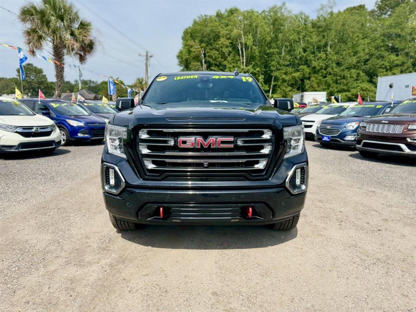 2019 Black /Black GMC Sierra 1500 (3GTP9EED7KG) with an 5.3l V8 DI DYN Fuel Mgmt engine, Automatic transmission, located at 745 East Steele Rd., West Columbia, SC, 29170, (803) 755-9148, 33.927212, -81.148483- Photo#1
