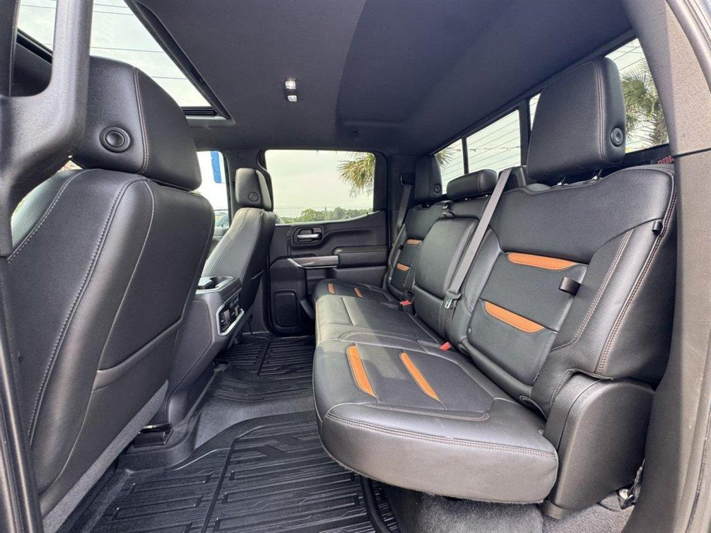 2019 Black /Black GMC Sierra 1500 (3GTP9EED7KG) with an 5.3l V8 DI DYN Fuel Mgmt engine, Automatic transmission, located at 745 East Steele Rd., West Columbia, SC, 29170, (803) 755-9148, 33.927212, -81.148483- Photo#23