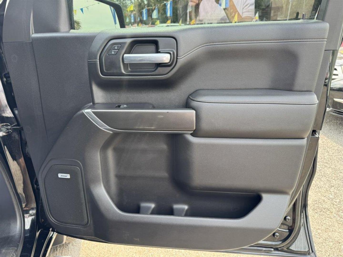 2019 Black /Black GMC Sierra 1500 (3GTP9EED7KG) with an 5.3l V8 DI DYN Fuel Mgmt engine, Automatic transmission, located at 745 East Steele Rd., West Columbia, SC, 29170, (803) 755-9148, 33.927212, -81.148483- Photo#27
