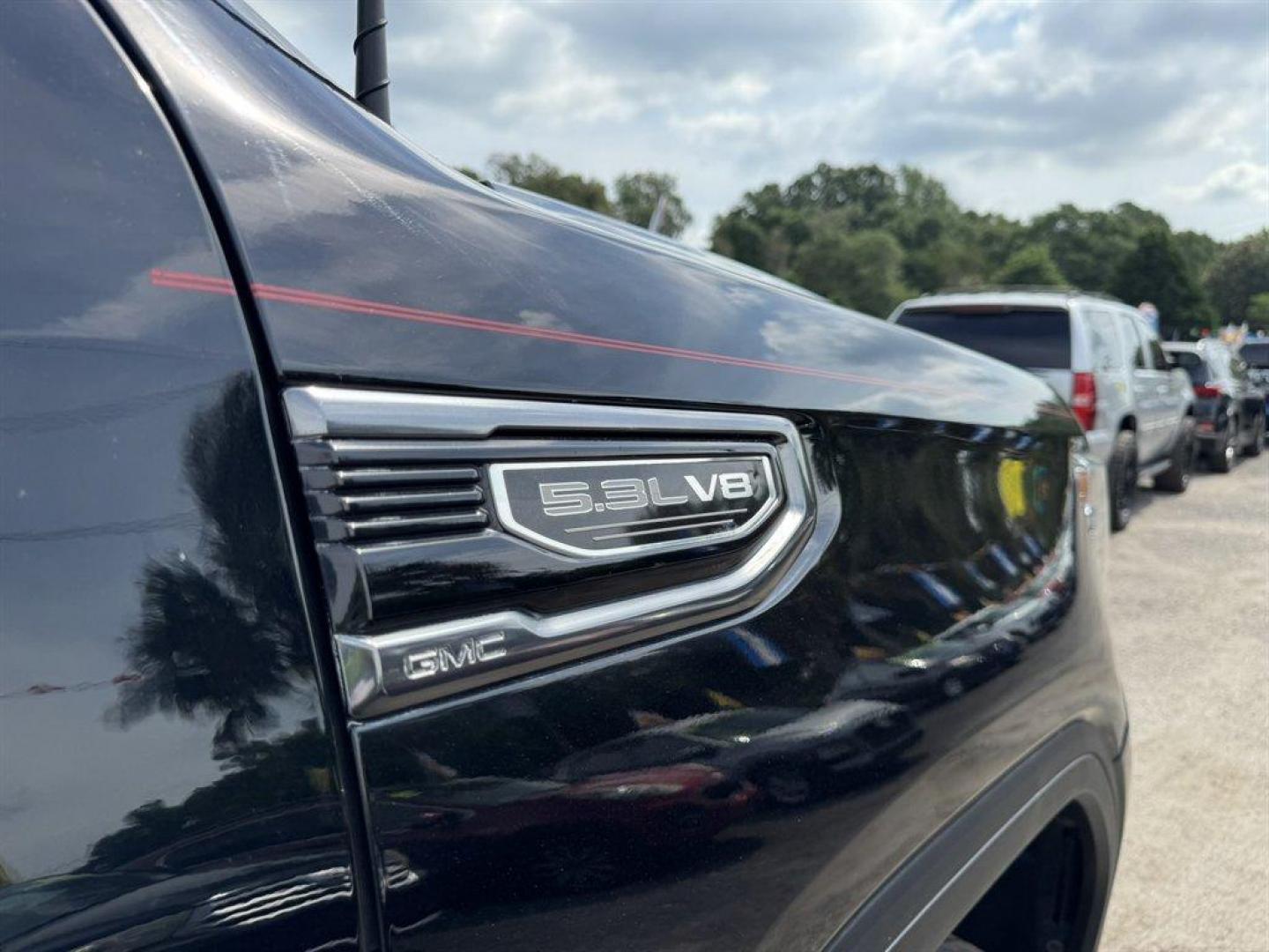 2019 Black /Black GMC Sierra 1500 (3GTP9EED7KG) with an 5.3l V8 DI DYN Fuel Mgmt engine, Automatic transmission, located at 745 East Steele Rd., West Columbia, SC, 29170, (803) 755-9148, 33.927212, -81.148483- Photo#33