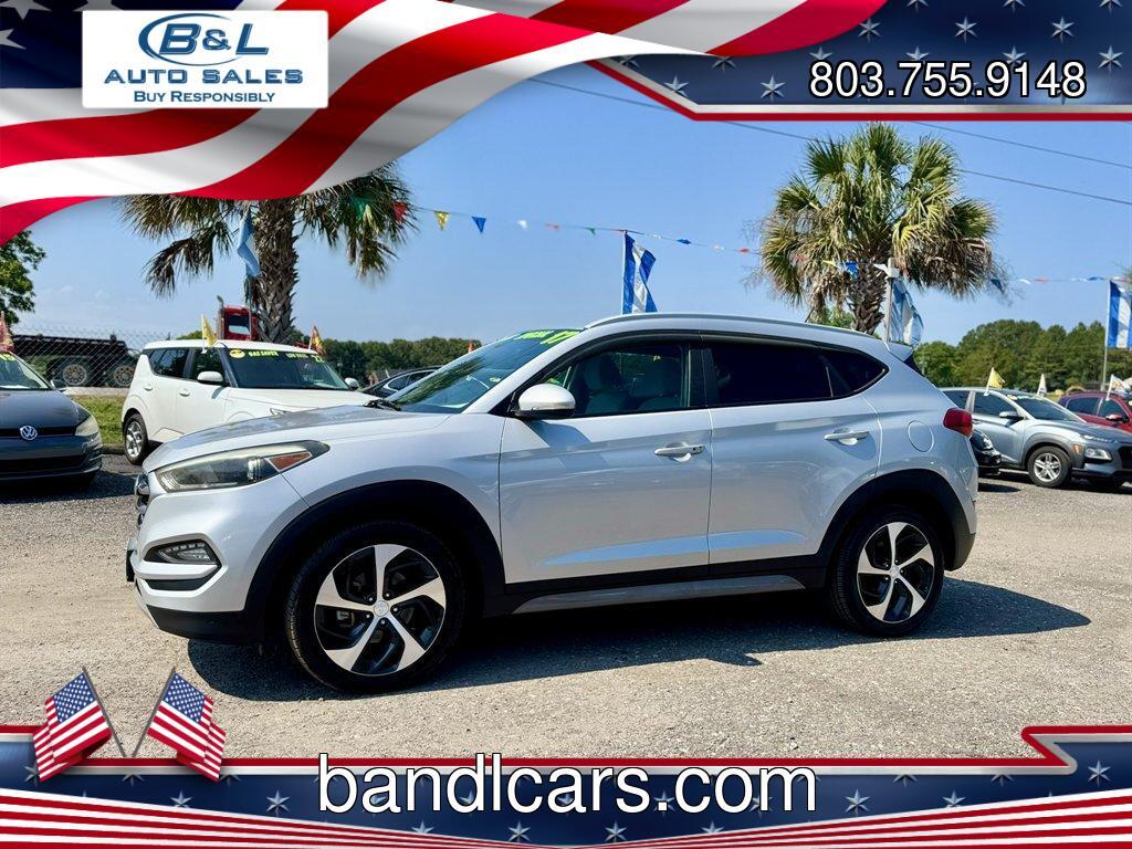 2017 Silver /Grey Hyundai Tucson (KM8J3CA28HU) with an 1.6l I-4 DI Dohc Cvvt T/C engine, Automatic transmission, located at 745 East Steele Rd., West Columbia, SC, 29170, (803) 755-9148, 33.927212, -81.148483 - Photo#0