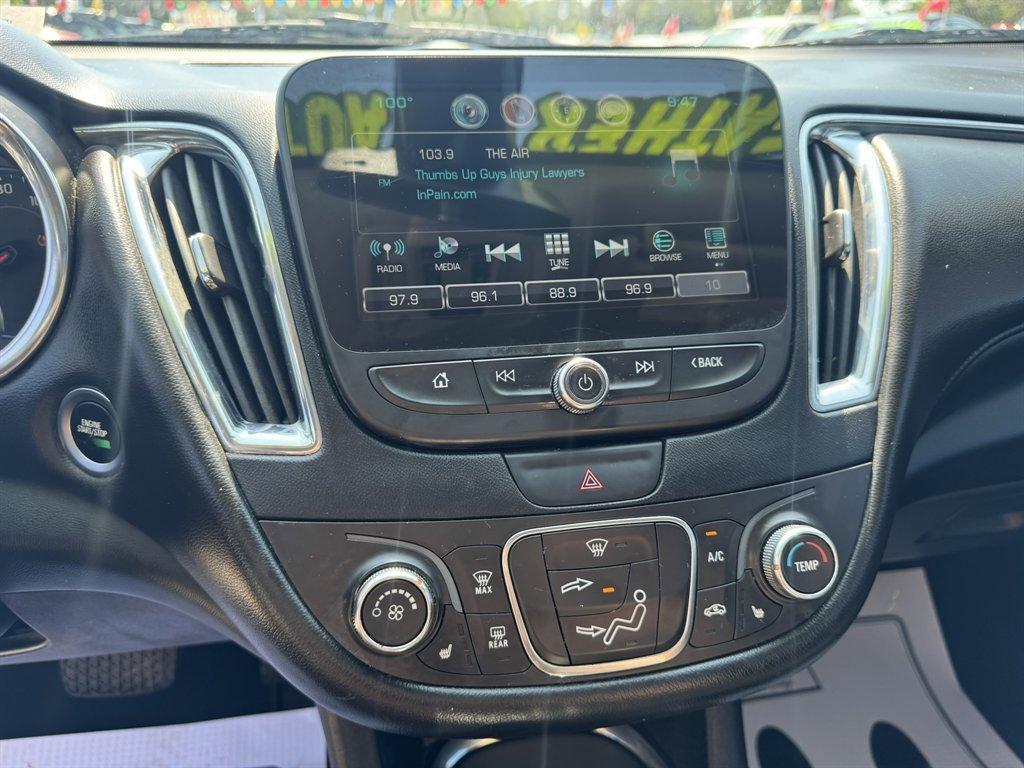 2018 White /Black Chevrolet Malibu (1G1ZD5ST2JF) with an 1.5l I-4 DI Dohc T/C 1.5l engine, Automatic transmission, located at 745 East Steele Rd., West Columbia, SC, 29170, (803) 755-9148, 33.927212, -81.148483 - Photo#14