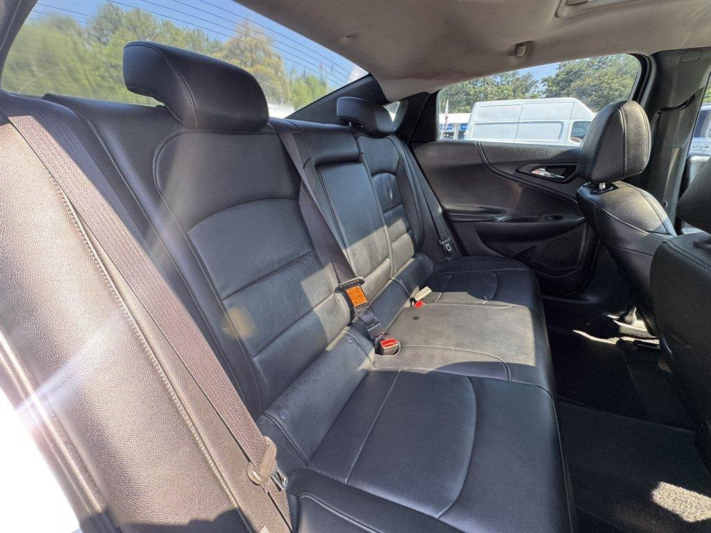 2018 White /Black Chevrolet Malibu (1G1ZD5ST2JF) with an 1.5l I-4 DI Dohc T/C 1.5l engine, Automatic transmission, located at 745 East Steele Rd., West Columbia, SC, 29170, (803) 755-9148, 33.927212, -81.148483 - Photo#25