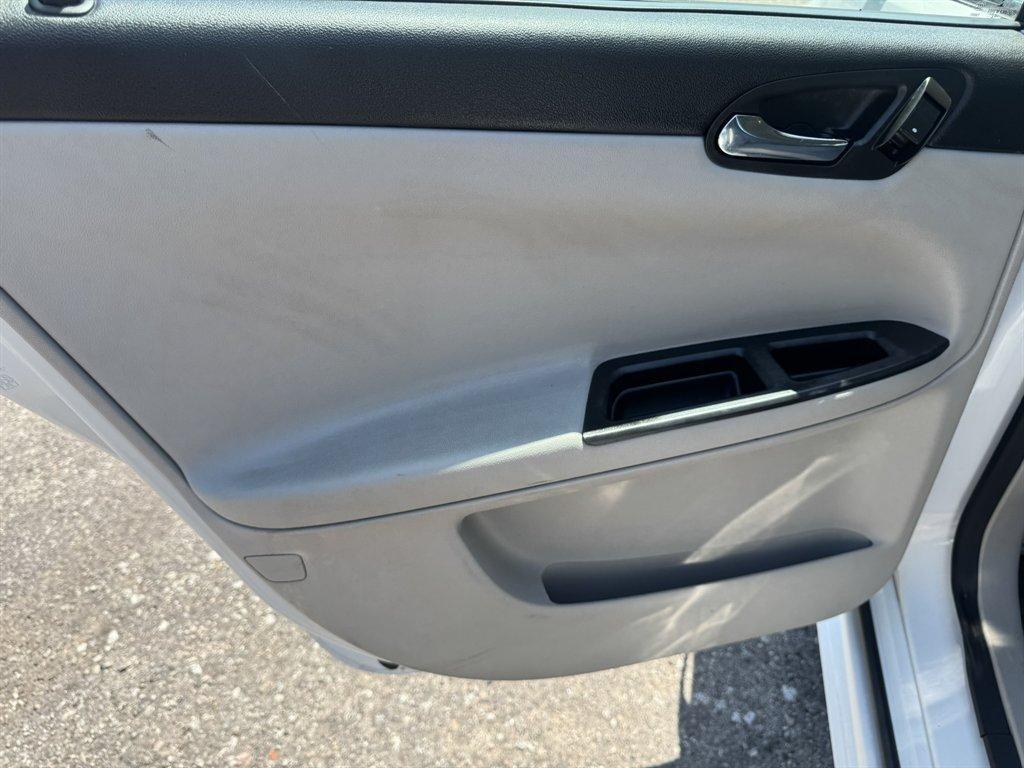 2015 White /Grey Chevrolet Impala Limited (2G1WA5E39F1) with an 3.6l V6 Sidi Dohc Flex 3. engine, Automatic transmission, located at 745 East Steele Rd., West Columbia, SC, 29170, (803) 755-9148, 33.927212, -81.148483 - Photo#16