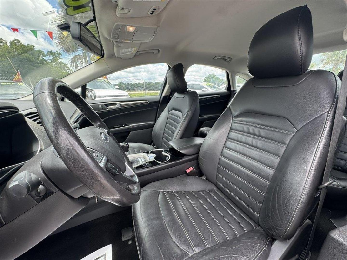 2014 Silver /Black Ford Fusion (3FA6P0HR8ER) with an 1.6l I-4 DI Dohc TC Ecobt engine, Manual transmission, located at 745 East Steele Rd., West Columbia, SC, 29170, (803) 755-9148, 33.927212, -81.148483- Photo#17