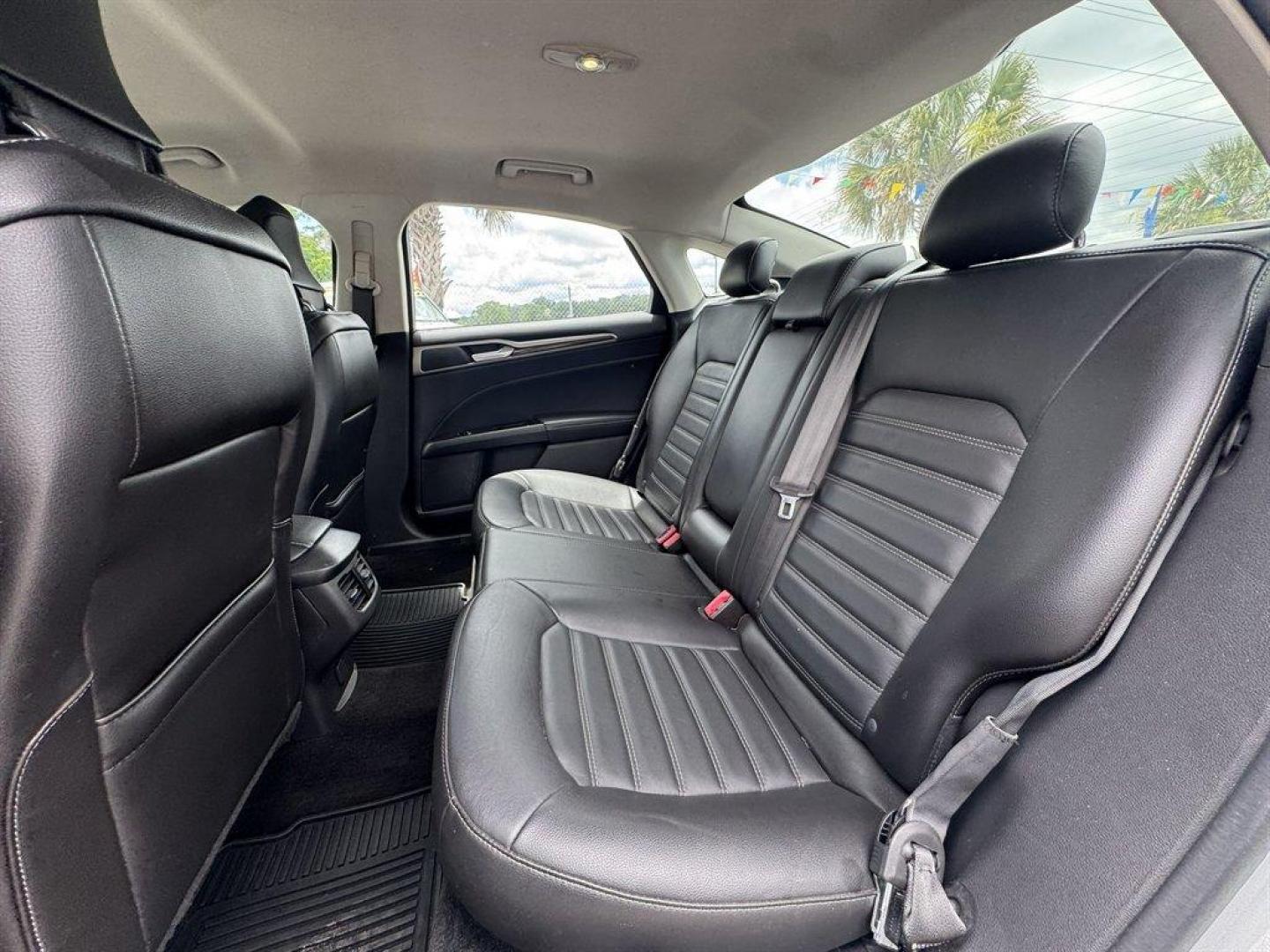 2014 Silver /Black Ford Fusion (3FA6P0HR8ER) with an 1.6l I-4 DI Dohc TC Ecobt engine, Manual transmission, located at 745 East Steele Rd., West Columbia, SC, 29170, (803) 755-9148, 33.927212, -81.148483- Photo#20