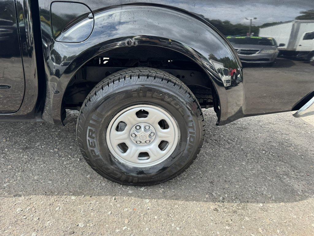 2007 Black /Grey Nissan Frontier (1N6AD07U67C) with an 4.0l V6 MPI Dohc 4.0l engine, Automatic transmission, located at 745 East Steele Rd., West Columbia, SC, 29170, (803) 755-9148, 33.927212, -81.148483 - Photo#24