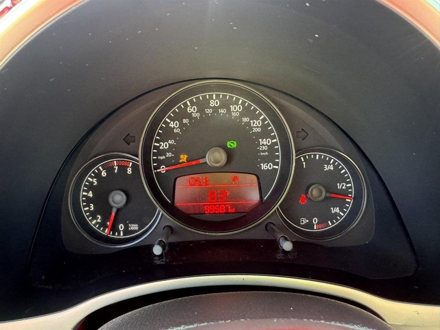 2012 Red /Black Volkswagen Beetle (3VWJX7AT1CM) with an 2.5l I-5 Smpi Dohc 2.5l engine, Automatic transmission, located at 745 East Steele Rd., West Columbia, SC, 29170, (803) 755-9148, 33.927212, -81.148483- Photo#9