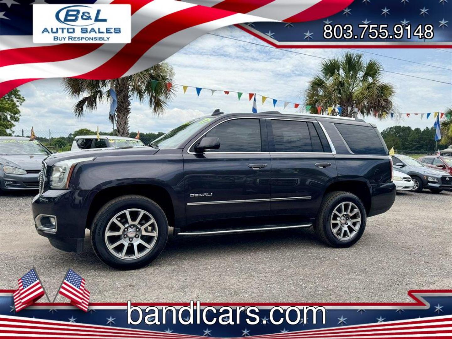 2017 Grey /Black GMC Yukon (1GKS1CKJ0HR) with an 6.2l V8 DI OHV GAS 6.2l engine, Automatic transmission, located at 745 East Steele Rd., West Columbia, SC, 29170, (803) 755-9148, 33.927212, -81.148483- Photo#0