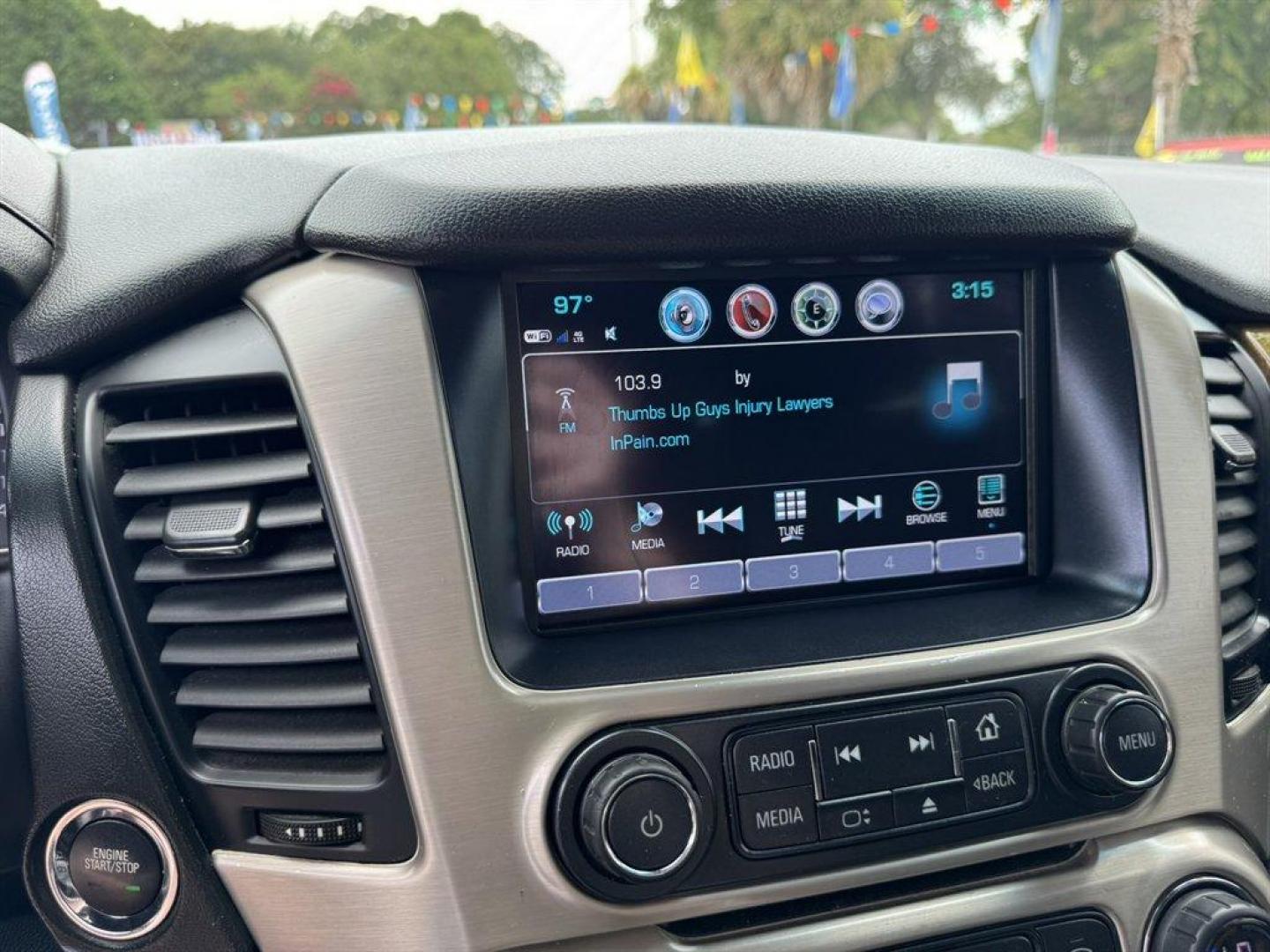 2017 Grey /Black GMC Yukon (1GKS1CKJ0HR) with an 6.2l V8 DI OHV GAS 6.2l engine, Automatic transmission, located at 745 East Steele Rd., West Columbia, SC, 29170, (803) 755-9148, 33.927212, -81.148483- Photo#13
