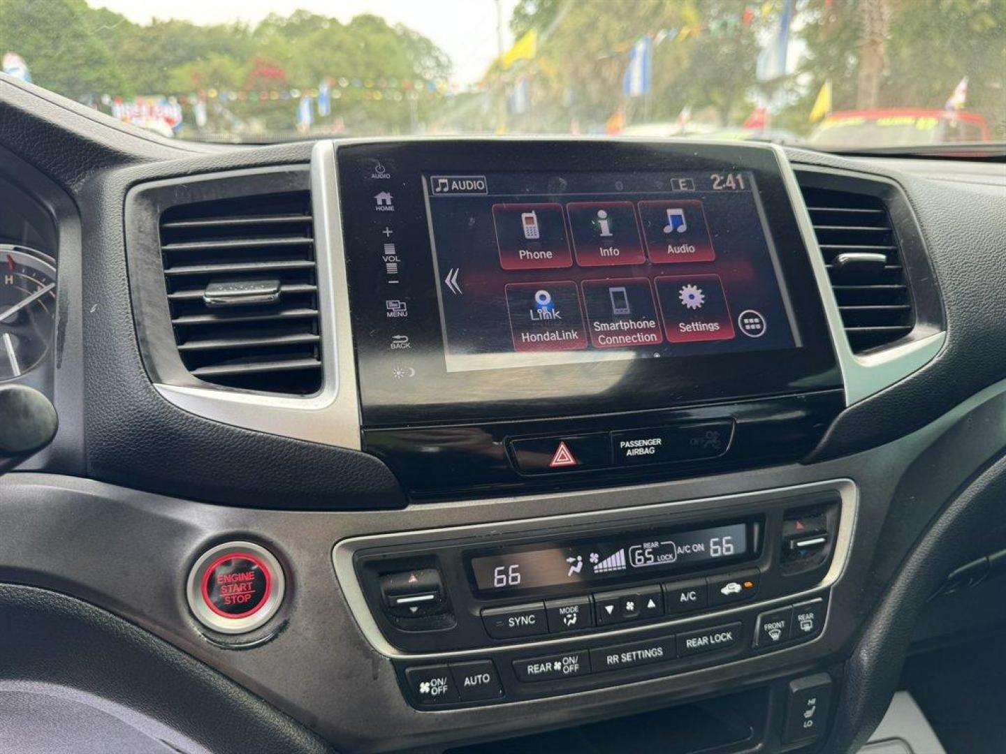 2016 Black /Black Honda Pilot (5FNYF5H65GB) with an 3.5l V6 DI Sohc I-Vtec 3. engine, Automatic transmission, located at 745 East Steele Rd., West Columbia, SC, 29170, (803) 755-9148, 33.927212, -81.148483- Photo#12