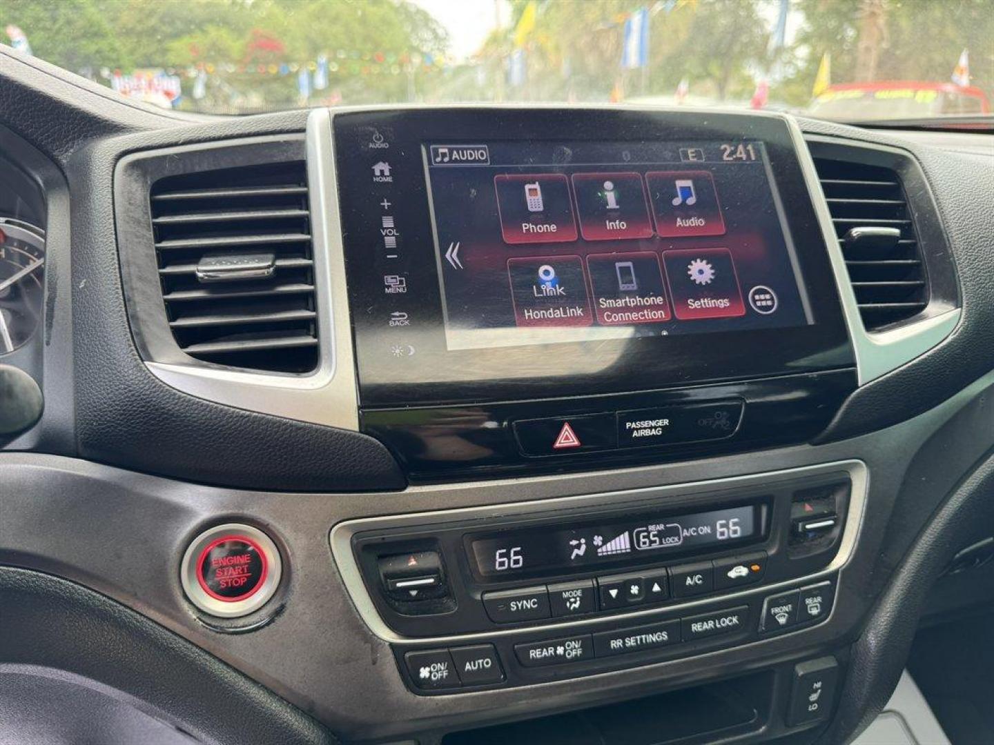 2016 Black /Black Honda Pilot (5FNYF5H65GB) with an 3.5l V6 DI Sohc I-Vtec 3. engine, Automatic transmission, located at 745 East Steele Rd., West Columbia, SC, 29170, (803) 755-9148, 33.927212, -81.148483- Photo#14