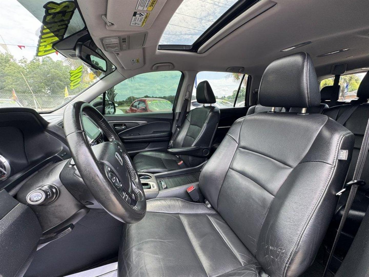2016 Black /Black Honda Pilot (5FNYF5H65GB) with an 3.5l V6 DI Sohc I-Vtec 3. engine, Automatic transmission, located at 745 East Steele Rd., West Columbia, SC, 29170, (803) 755-9148, 33.927212, -81.148483- Photo#22