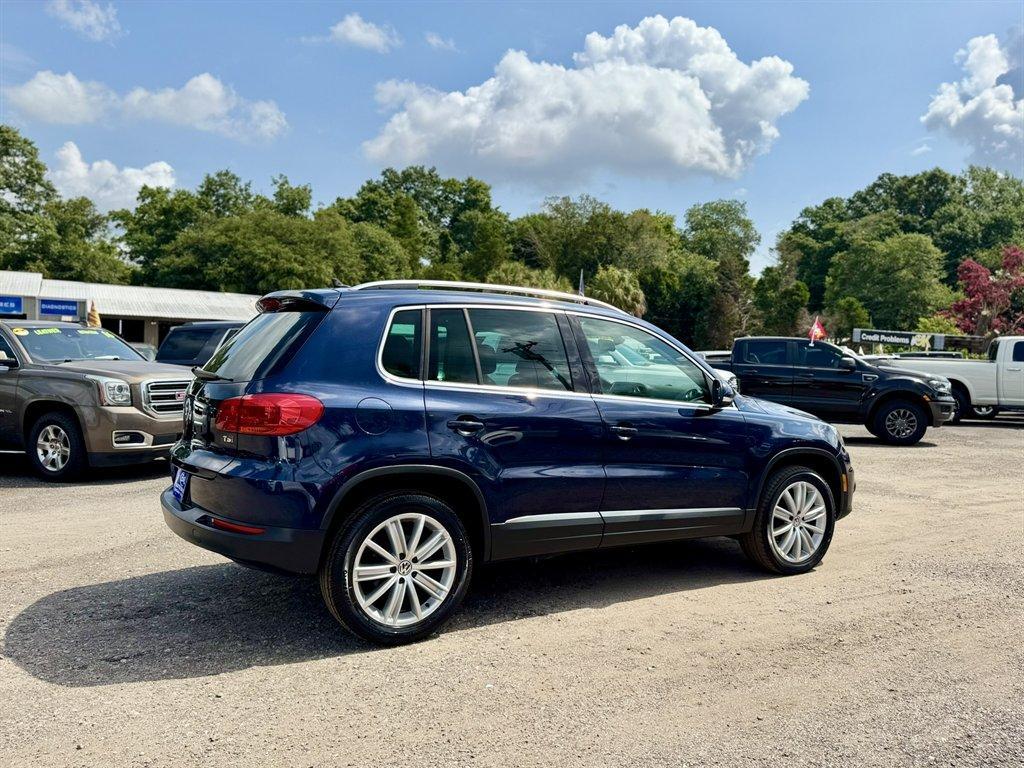 2016 Blue /Black Volkswagen Tiguan (WVGAV7AX7GW) with an 2.0l I-4 DI Dohc T/C 2.0l engine, Automatic transmission, located at 745 East Steele Rd., West Columbia, SC, 29170, (803) 755-9148, 33.927212, -81.148483- Photo#3