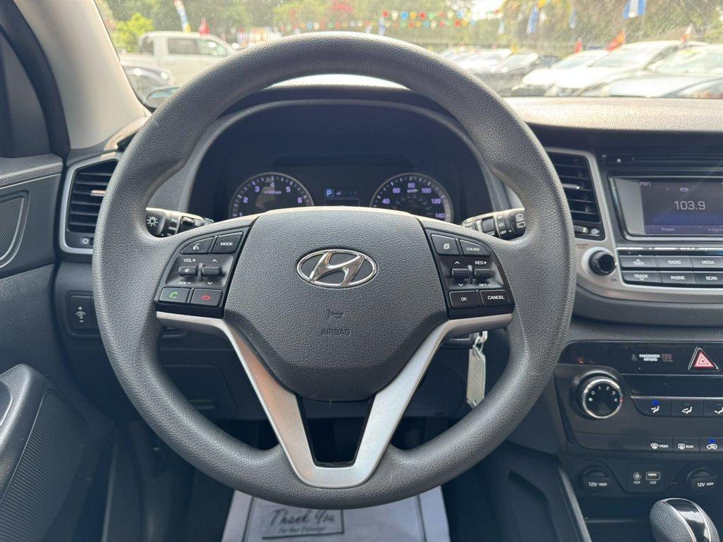 2016 Grey /Black Hyundai Tucson (KM8J33A24GU) with an 1.6l I-4 DI Dohc Cvvt T/C engine, Automatic transmission, located at 745 East Steele Rd., West Columbia, SC, 29170, (803) 755-9148, 33.927212, -81.148483- Photo#7