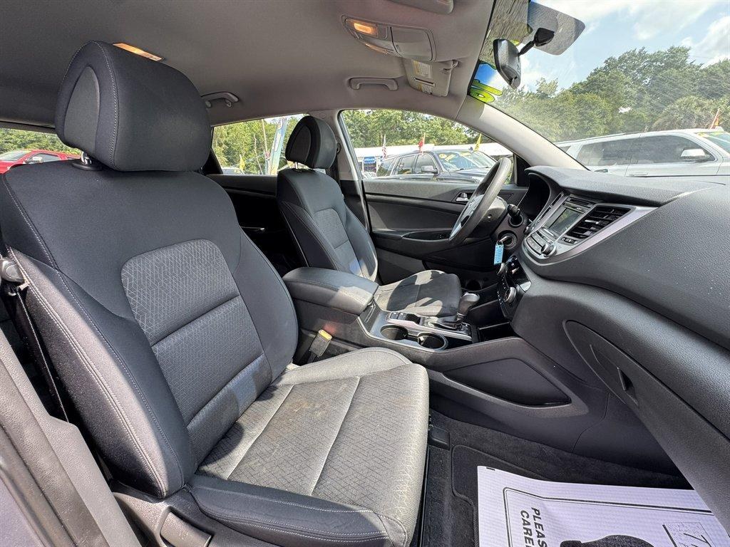 2016 Grey /Black Hyundai Tucson (KM8J33A24GU) with an 1.6l I-4 DI Dohc Cvvt T/C engine, Automatic transmission, located at 745 East Steele Rd., West Columbia, SC, 29170, (803) 755-9148, 33.927212, -81.148483- Photo#27