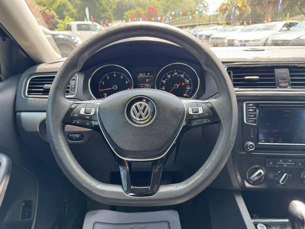2016 Red /Black Volkswagen Jetta (3VWD67AJ0GM) with an 1.4l I-4 DI Dohc T/C 1.4l engine, Automatic transmission, located at 745 East Steele Rd., West Columbia, SC, 29170, (803) 755-9148, 33.927212, -81.148483- Photo#7
