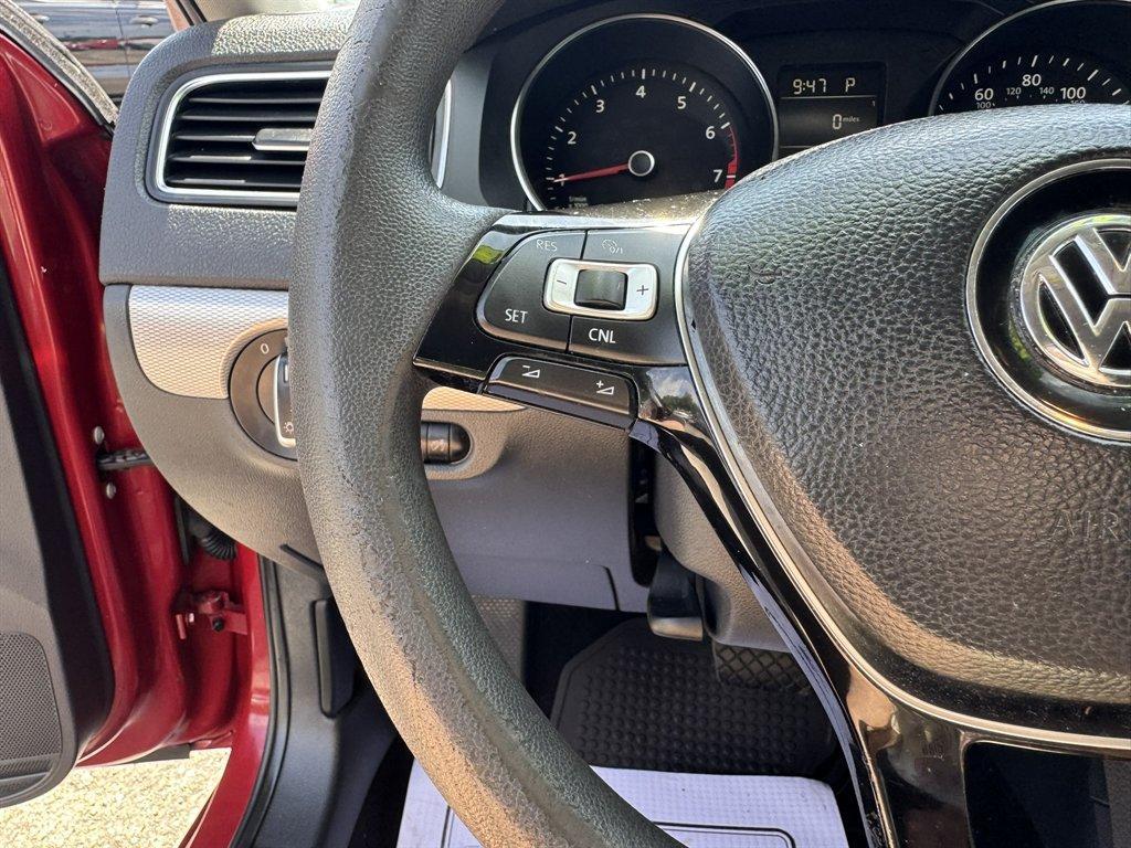 2016 Red /Black Volkswagen Jetta (3VWD67AJ0GM) with an 1.4l I-4 DI Dohc T/C 1.4l engine, Automatic transmission, located at 745 East Steele Rd., West Columbia, SC, 29170, (803) 755-9148, 33.927212, -81.148483- Photo#8