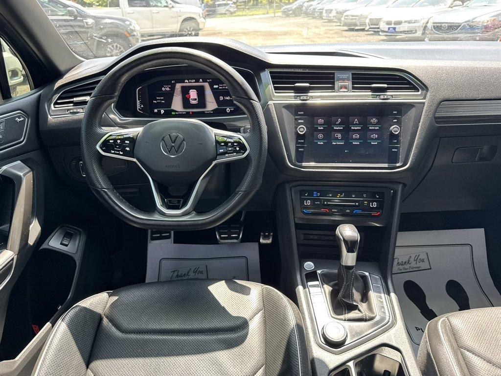 2022 Grey /Black Volkswagen Tiguan (3VV4B7AX9NM) with an 2.0l I-4 DI Dohc T/C 2.0l engine, Automatic transmission, located at 745 East Steele Rd., West Columbia, SC, 29170, (803) 755-9148, 33.927212, -81.148483- Photo#6