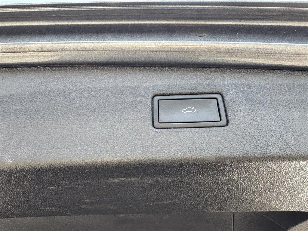 2022 Grey /Black Volkswagen Tiguan (3VV4B7AX9NM) with an 2.0l I-4 DI Dohc T/C 2.0l engine, Automatic transmission, located at 745 East Steele Rd., West Columbia, SC, 29170, (803) 755-9148, 33.927212, -81.148483- Photo#32