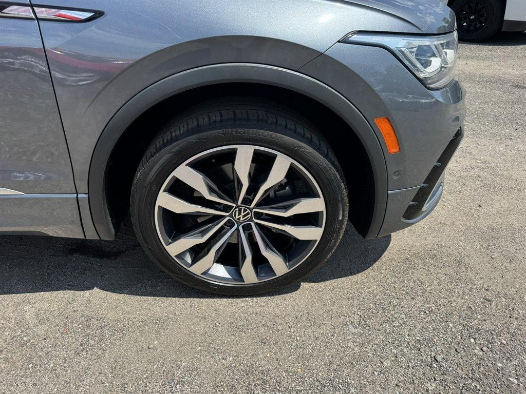2022 Grey /Black Volkswagen Tiguan (3VV4B7AX9NM) with an 2.0l I-4 DI Dohc T/C 2.0l engine, Automatic transmission, located at 745 East Steele Rd., West Columbia, SC, 29170, (803) 755-9148, 33.927212, -81.148483- Photo#34