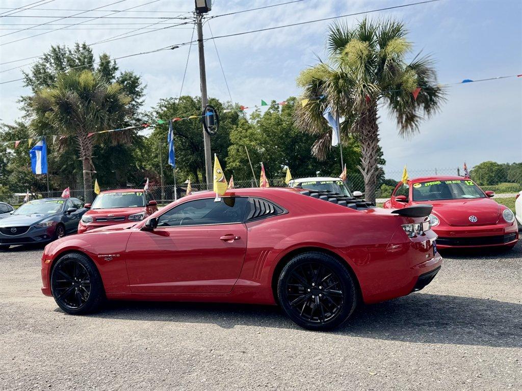 2011 Red /Black Chevrolet Camaro (2G1FS1EW3B9) with an 6.2l V8 SFI OHV HO 6.2l engine, Automatic transmission, located at 745 East Steele Rd., West Columbia, SC, 29170, (803) 755-9148, 33.927212, -81.148483- Photo#5
