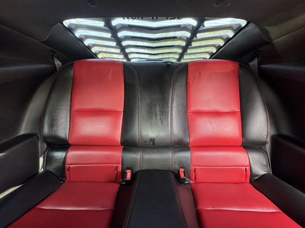 2011 Red /Black Chevrolet Camaro (2G1FS1EW3B9) with an 6.2l V8 SFI OHV HO 6.2l engine, Automatic transmission, located at 745 East Steele Rd., West Columbia, SC, 29170, (803) 755-9148, 33.927212, -81.148483- Photo#17