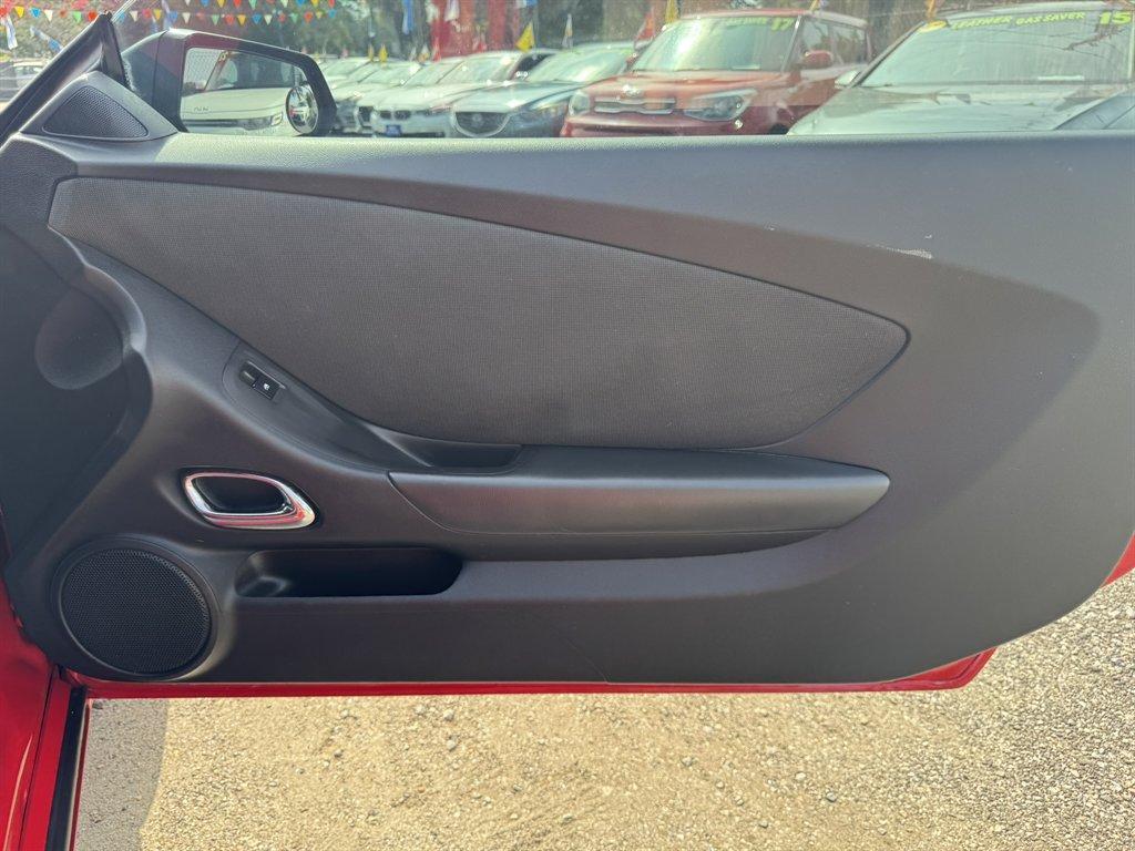 2011 Red /Black Chevrolet Camaro (2G1FS1EW3B9) with an 6.2l V8 SFI OHV HO 6.2l engine, Automatic transmission, located at 745 East Steele Rd., West Columbia, SC, 29170, (803) 755-9148, 33.927212, -81.148483- Photo#18