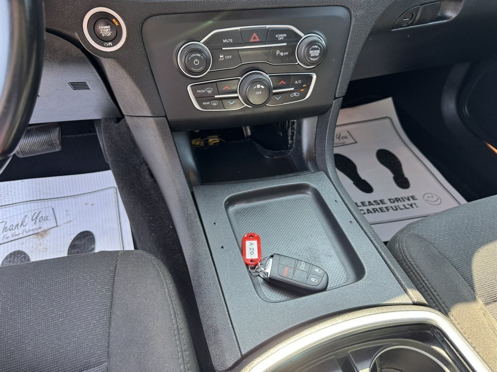 2019 Grey /Black Dodge Charger (2C3CDXATXKH) with an 5.7l V8 MPI Hemi 5.7l engine, Automatic transmission, located at 745 East Steele Rd., West Columbia, SC, 29170, (803) 755-9148, 33.927212, -81.148483- Photo#14