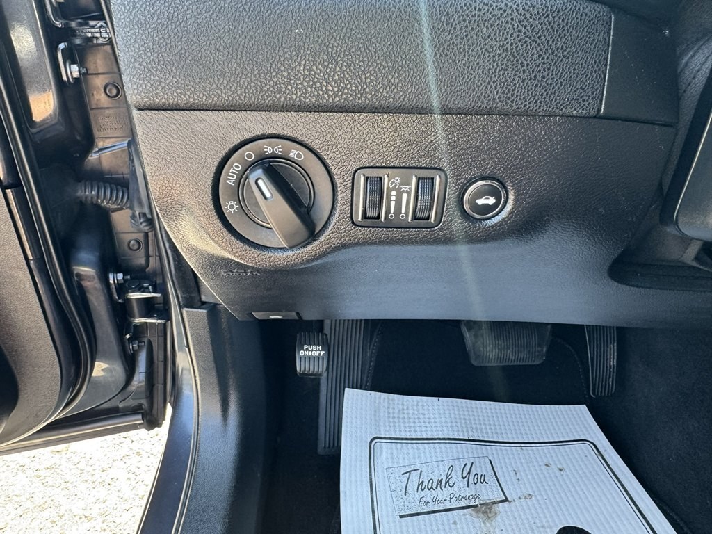 2019 Grey /Black Dodge Charger (2C3CDXATXKH) with an 5.7l V8 MPI Hemi 5.7l engine, Automatic transmission, located at 745 East Steele Rd., West Columbia, SC, 29170, (803) 755-9148, 33.927212, -81.148483- Photo#15