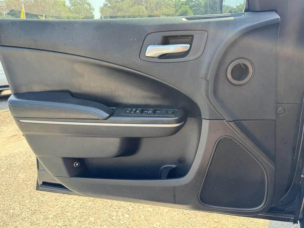 2019 Grey /Black Dodge Charger (2C3CDXATXKH) with an 5.7l V8 MPI Hemi 5.7l engine, Automatic transmission, located at 745 East Steele Rd., West Columbia, SC, 29170, (803) 755-9148, 33.927212, -81.148483- Photo#16