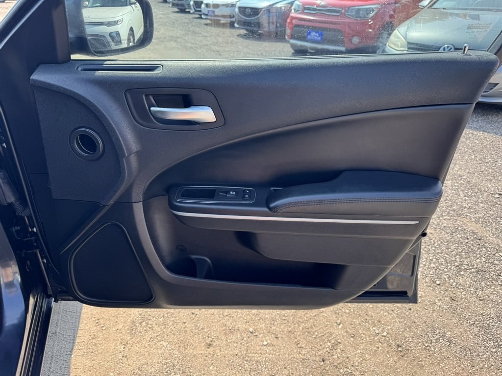 2019 Grey /Black Dodge Charger (2C3CDXATXKH) with an 5.7l V8 MPI Hemi 5.7l engine, Automatic transmission, located at 745 East Steele Rd., West Columbia, SC, 29170, (803) 755-9148, 33.927212, -81.148483- Photo#23
