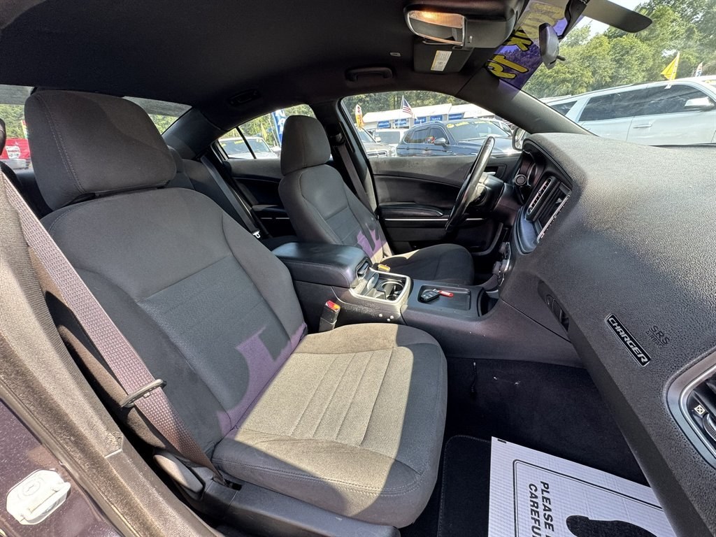 2019 Grey /Black Dodge Charger (2C3CDXATXKH) with an 5.7l V8 MPI Hemi 5.7l engine, Automatic transmission, located at 745 East Steele Rd., West Columbia, SC, 29170, (803) 755-9148, 33.927212, -81.148483- Photo#24