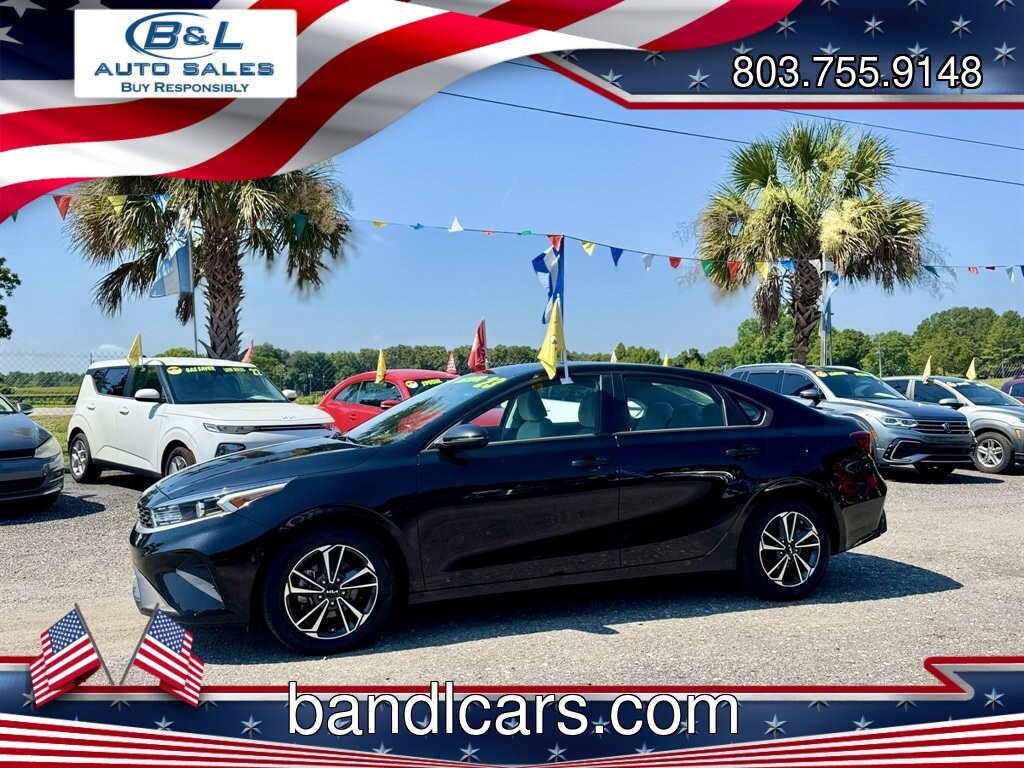 2023 Black /Taupe Kia Forte (3KPF24AD2PE) with an 2.0l I-4 MPI Dohc 2.0l engine, Automatic transmission, located at 745 East Steele Rd., West Columbia, SC, 29170, (803) 755-9148, 33.927212, -81.148483- Photo#0