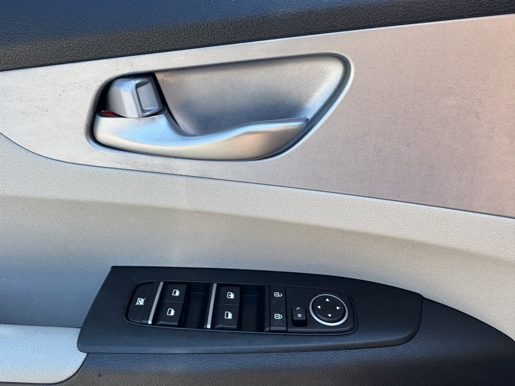 2023 Black /Taupe Kia Forte (3KPF24AD2PE) with an 2.0l I-4 MPI Dohc 2.0l engine, Automatic transmission, located at 745 East Steele Rd., West Columbia, SC, 29170, (803) 755-9148, 33.927212, -81.148483- Photo#17