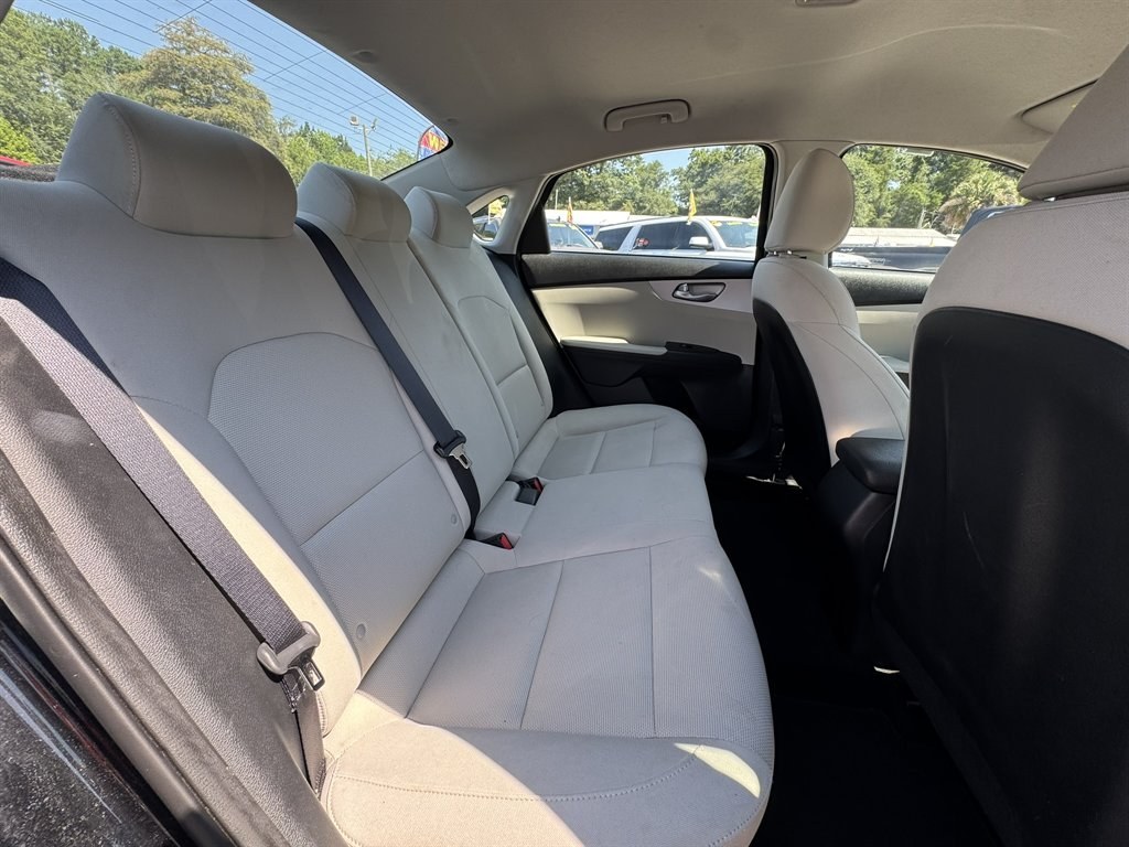2023 Black /Taupe Kia Forte (3KPF24AD2PE) with an 2.0l I-4 MPI Dohc 2.0l engine, Automatic transmission, located at 745 East Steele Rd., West Columbia, SC, 29170, (803) 755-9148, 33.927212, -81.148483- Photo#22