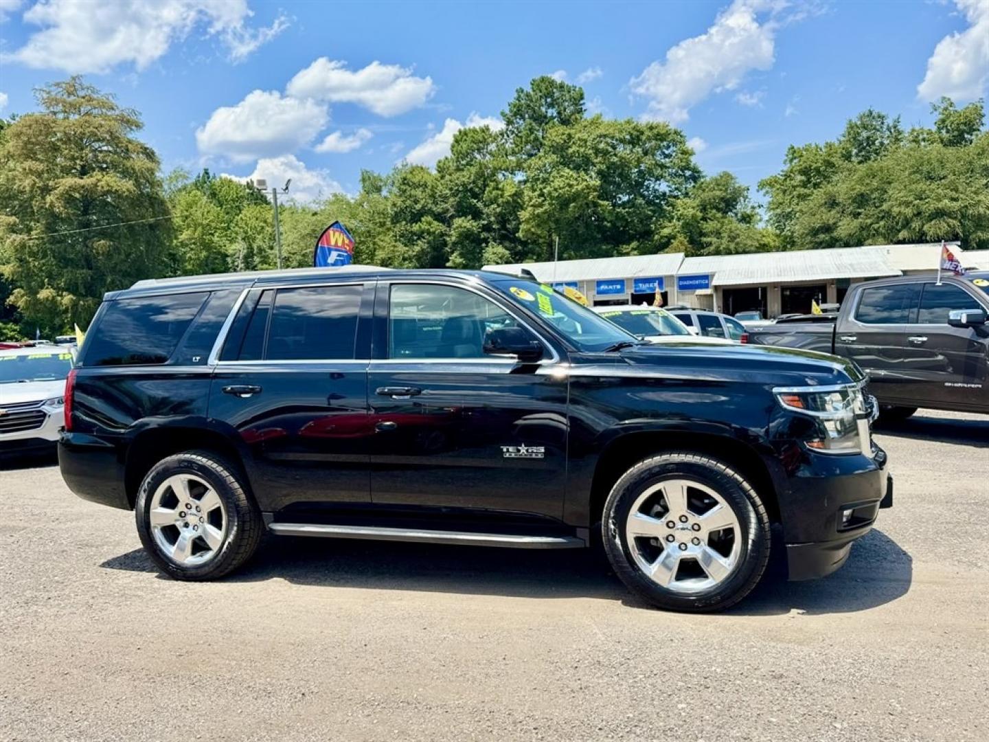 2016 Black /Black Chevrolet Tahoe (1GNSCBKC6GR) with an 5.3l V8 DI VVT Flex 5.3l engine, Automatic transmission, located at 745 East Steele Rd., West Columbia, SC, 29170, (803) 755-9148, 33.927212, -81.148483- Photo#2