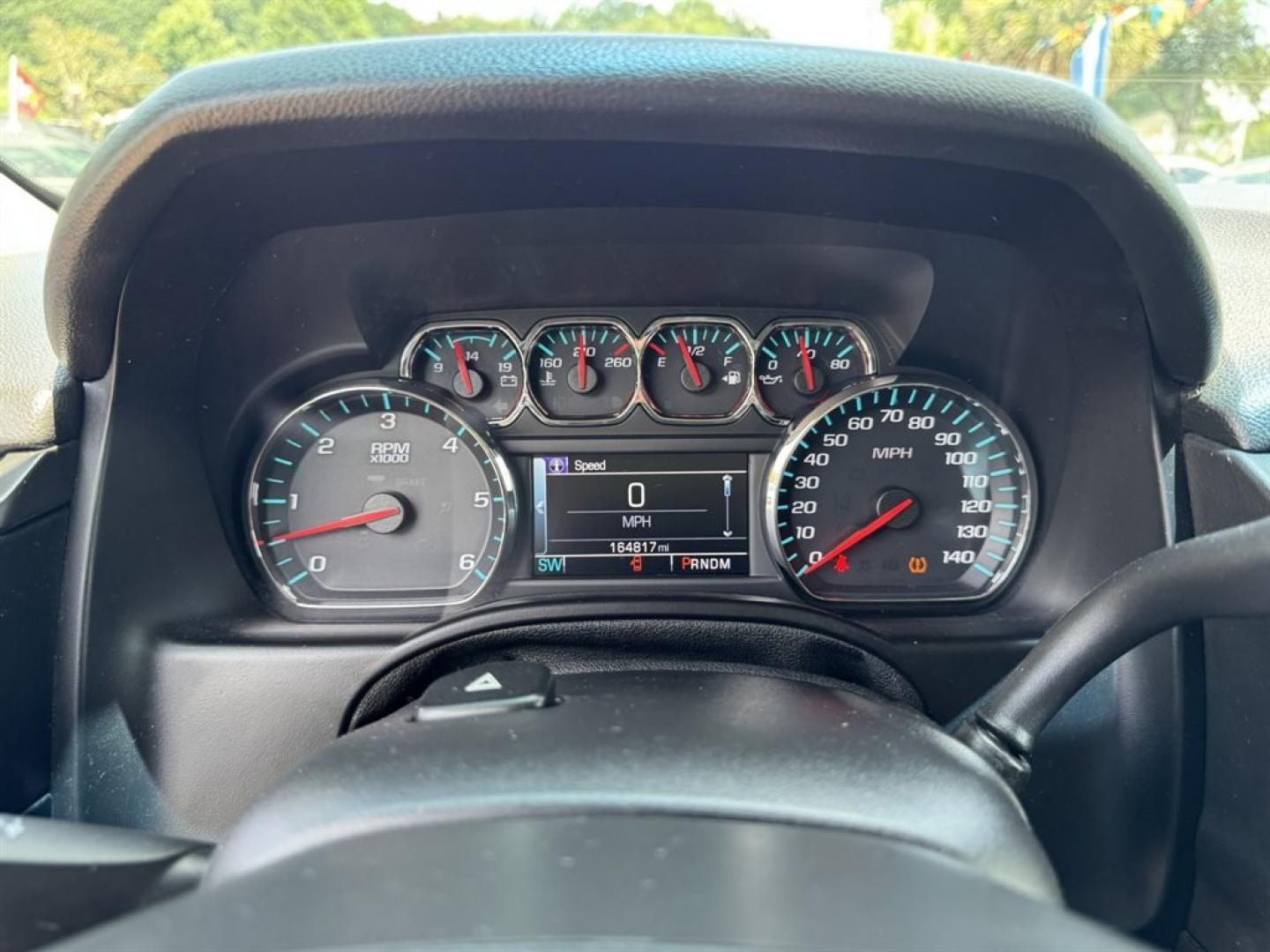 2016 Black /Black Chevrolet Tahoe (1GNSCBKC6GR) with an 5.3l V8 DI VVT Flex 5.3l engine, Automatic transmission, located at 745 East Steele Rd., West Columbia, SC, 29170, (803) 755-9148, 33.927212, -81.148483- Photo#10
