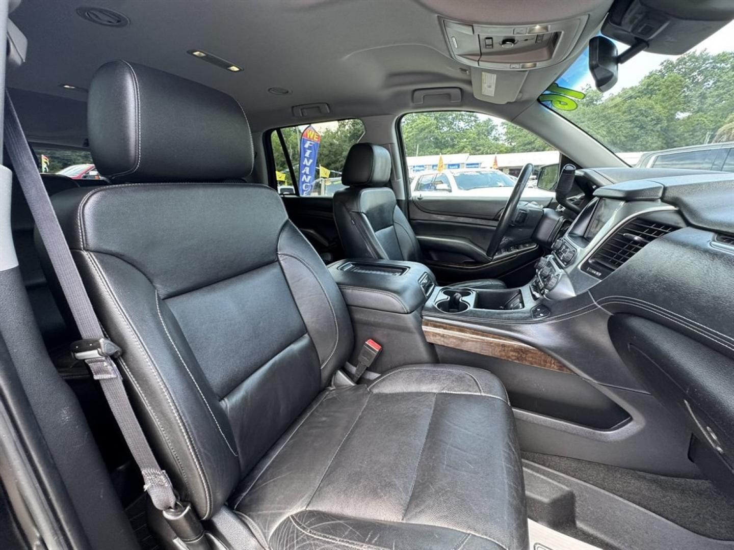 2016 Black /Black Chevrolet Tahoe (1GNSCBKC6GR) with an 5.3l V8 DI VVT Flex 5.3l engine, Automatic transmission, located at 745 East Steele Rd., West Columbia, SC, 29170, (803) 755-9148, 33.927212, -81.148483- Photo#29