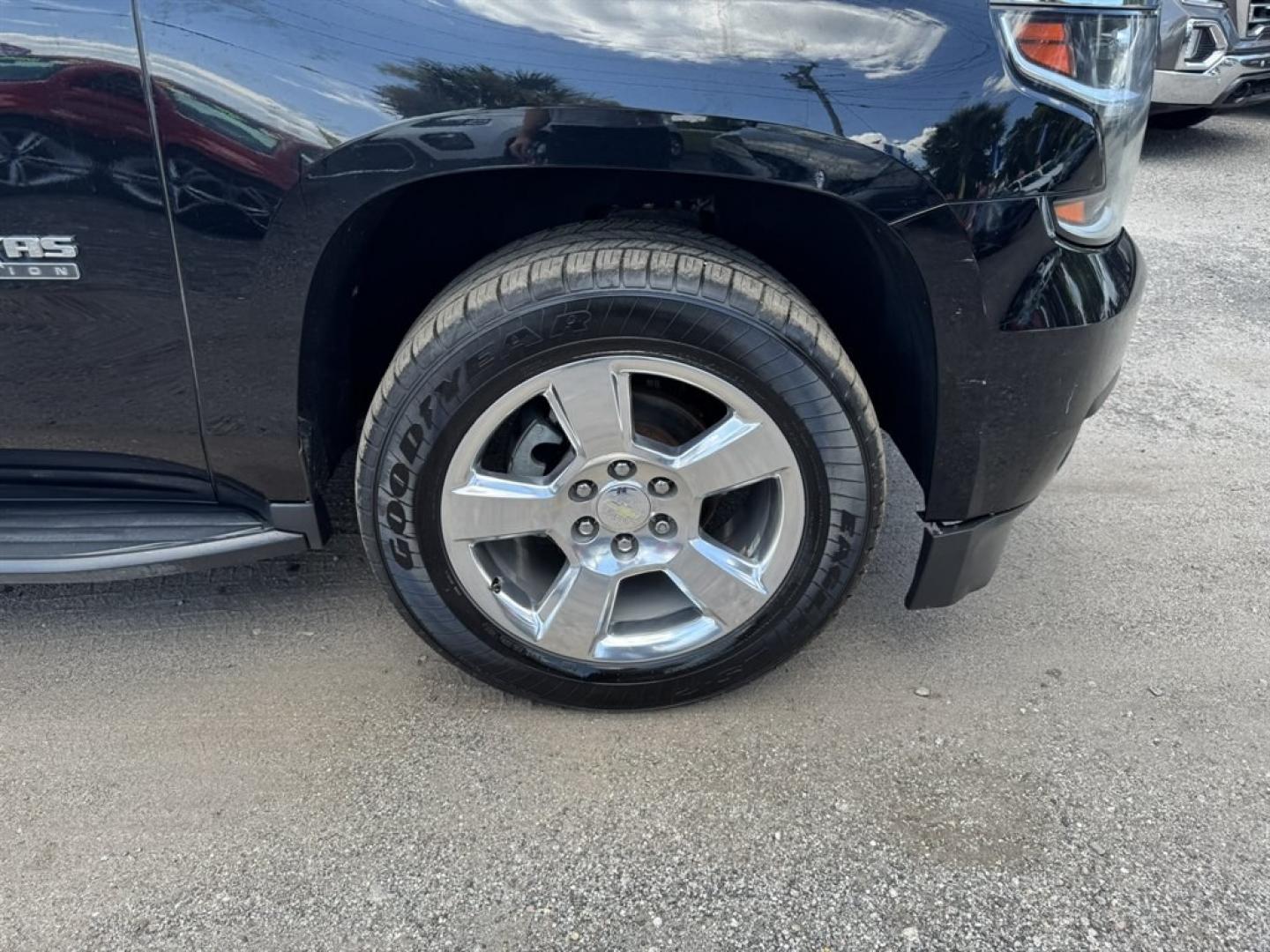 2016 Black /Black Chevrolet Tahoe (1GNSCBKC6GR) with an 5.3l V8 DI VVT Flex 5.3l engine, Automatic transmission, located at 745 East Steele Rd., West Columbia, SC, 29170, (803) 755-9148, 33.927212, -81.148483- Photo#36
