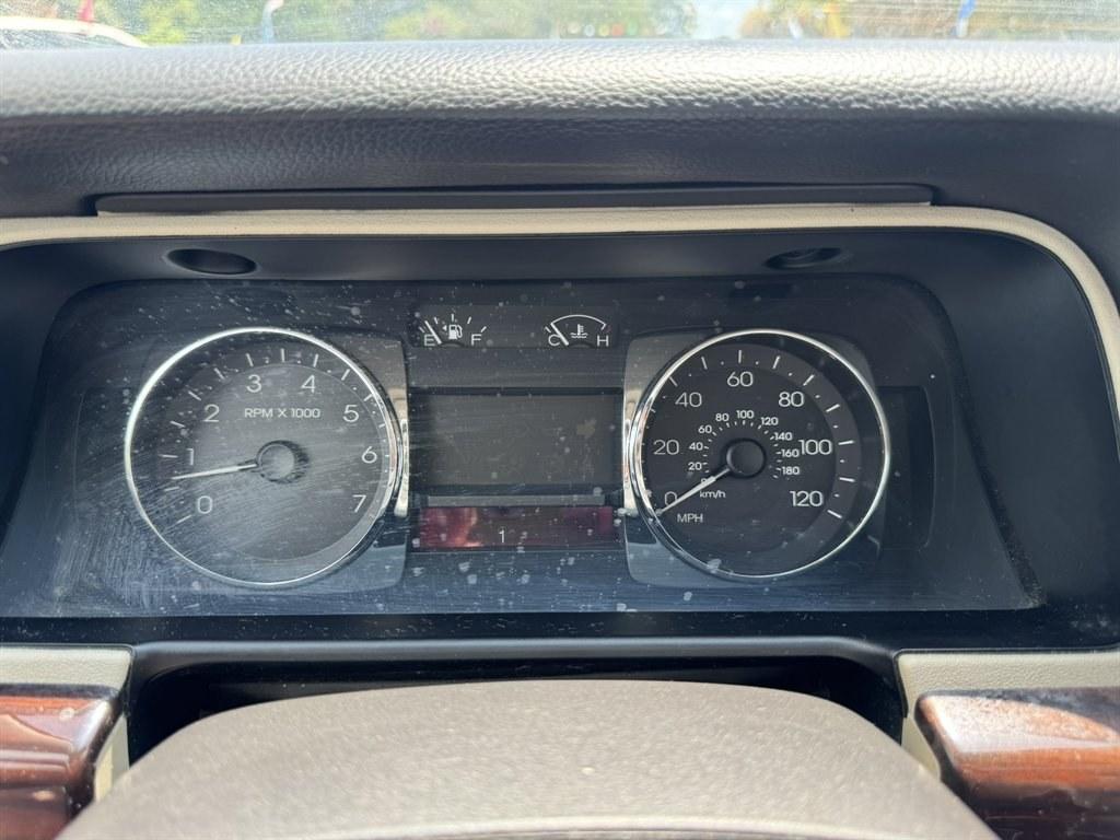 2008 Black /Grey Lincoln MKZ (3LNHM26T78R) with an 3.5l V6 SFI Dohc 24v 3.5l engine, Automatic transmission, located at 745 East Steele Rd., West Columbia, SC, 29170, (803) 755-9148, 33.927212, -81.148483- Photo#10
