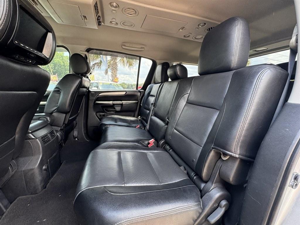 2012 Silver /Black Nissan Armada (5N1AA0NC5CN) with an 5.6l V8 MPI Dohc 5.6l engine, Automatic transmission, located at 745 East Steele Rd., West Columbia, SC, 29170, (803) 755-9148, 33.927212, -81.148483- Photo#22