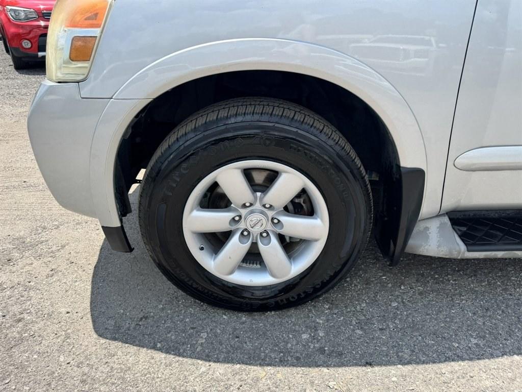 2012 Silver /Black Nissan Armada (5N1AA0NC5CN) with an 5.6l V8 MPI Dohc 5.6l engine, Automatic transmission, located at 745 East Steele Rd., West Columbia, SC, 29170, (803) 755-9148, 33.927212, -81.148483- Photo#34