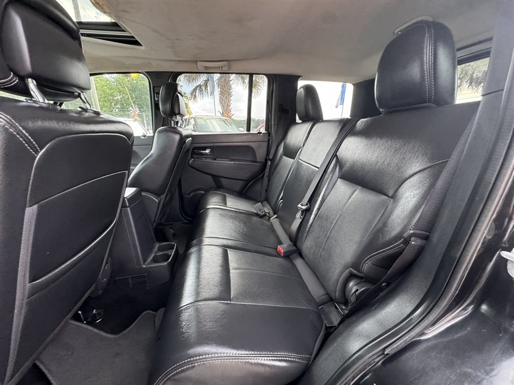 2012 Black /Black Jeep Liberty (1C4PJLAK2CW) with an 3.7l V6 MPI 3.7l engine, Automatic transmission, located at 745 East Steele Rd., West Columbia, SC, 29170, (803) 755-9148, 33.927212, -81.148483- Photo#20