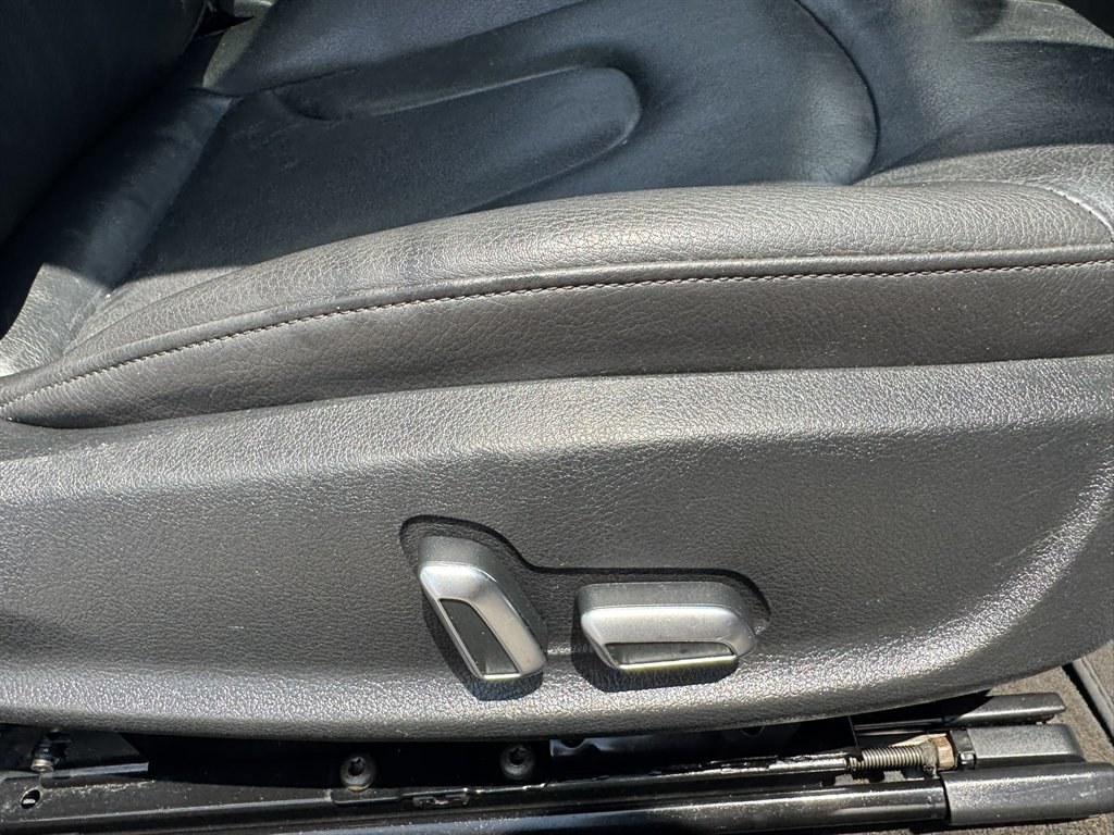 2016 Grey /Black Audi A5 (WAUM2AFR9GA) with an 2.0l I-4 DI Dohc Flex T/C engine, Automatic transmission, located at 745 East Steele Rd., West Columbia, SC, 29170, (803) 755-9148, 33.927212, -81.148483- Photo#25