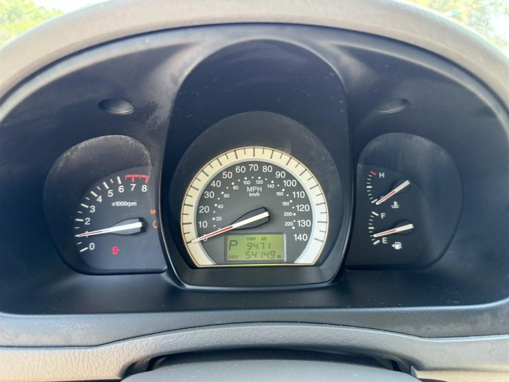 2007 Gold /Taupe Kia Spectra (KNAFE121475) with an 2.0l I-4 EFI Dohc 2.0l engine, Automatic transmission, located at 745 East Steele Rd., West Columbia, SC, 29170, (803) 755-9148, 33.927212, -81.148483- Photo#9