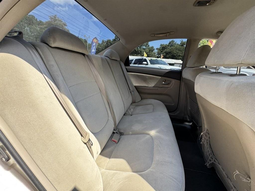 2007 Gold /Taupe Kia Spectra (KNAFE121475) with an 2.0l I-4 EFI Dohc 2.0l engine, Automatic transmission, located at 745 East Steele Rd., West Columbia, SC, 29170, (803) 755-9148, 33.927212, -81.148483- Photo#20
