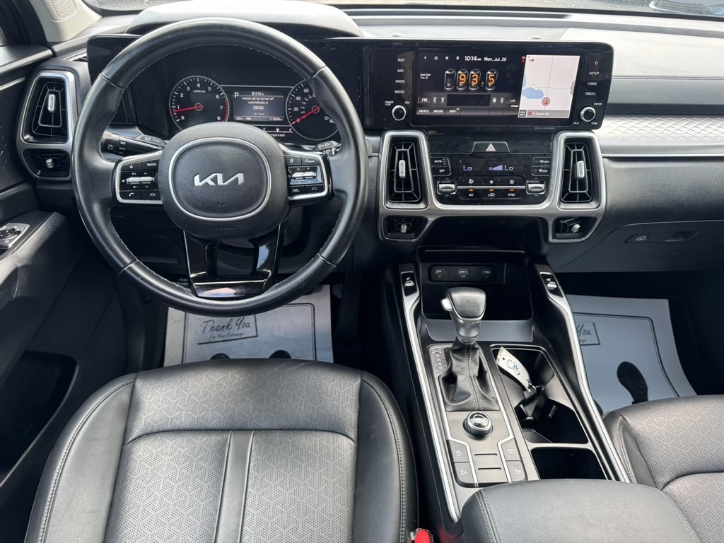 2022 Grey /Black Kia Sorento (5XYRL4LC9NG) with an 2.5l I-4 DI Dohc 2.5l engine, Automatic transmission, located at 745 East Steele Rd., West Columbia, SC, 29170, (803) 755-9148, 33.927212, -81.148483- Photo#6