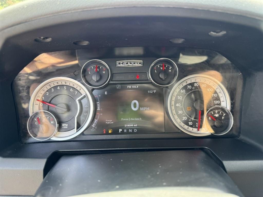 2014 Black /Grey Ram 1500 (1C6RR7LT0ES) with an 5.7l V8 Smpi Hemi 5.7l engine, located at 745 East Steele Rd., West Columbia, SC, 29170, (803) 755-9148, 33.927212, -81.148483- Photo#10